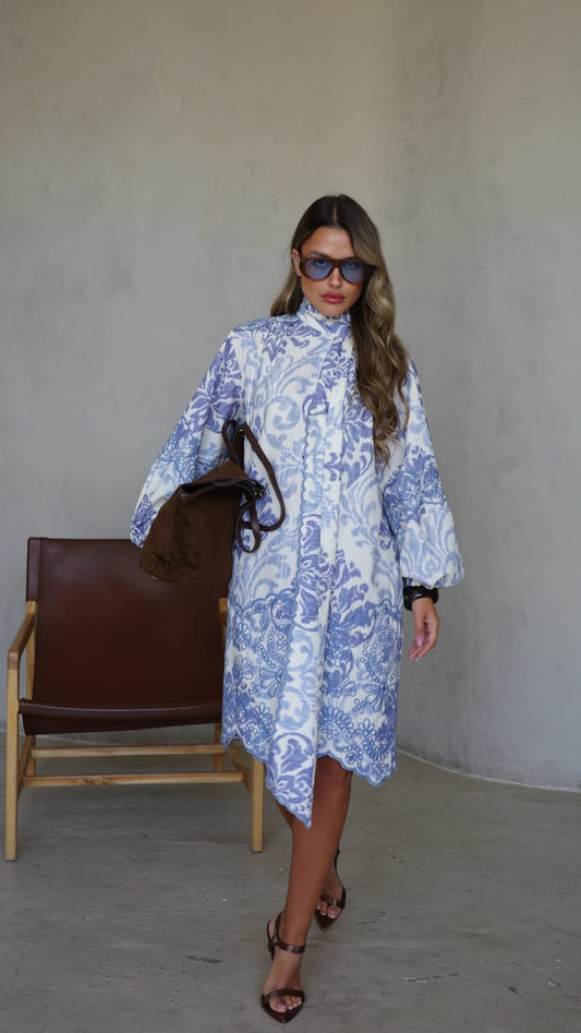 שמלת פפיון רקמות ולנטינה | תכלת