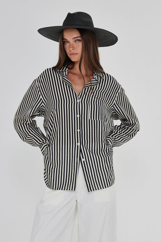 חולצת סנטוריני אוברסייז מכופתרת פסים | שמנת-נייבי