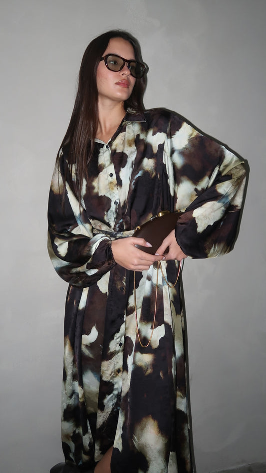 שמלת מקסי אוברסייז כפתורים ניקולה | חום/בז