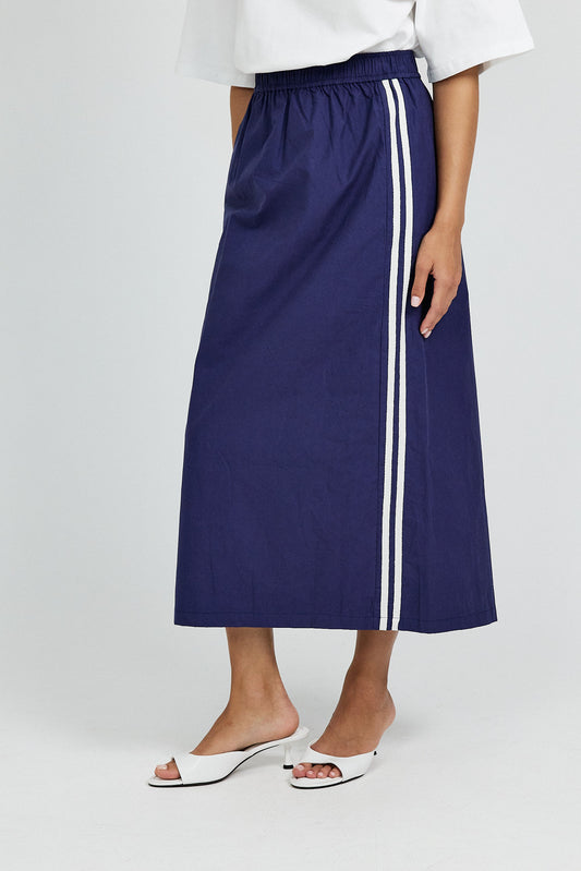 Sport Chic Cotton Midi Skirt – navy blue