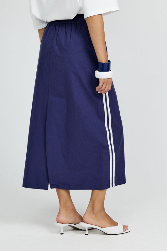 Sport Chic Cotton Midi Skirt – navy blue