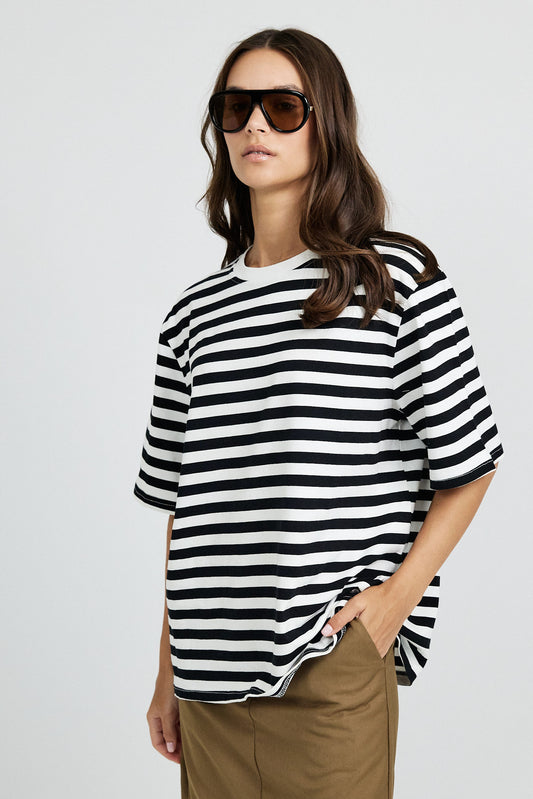 Oversized Striped Basic T-Shirt – Black & Cream