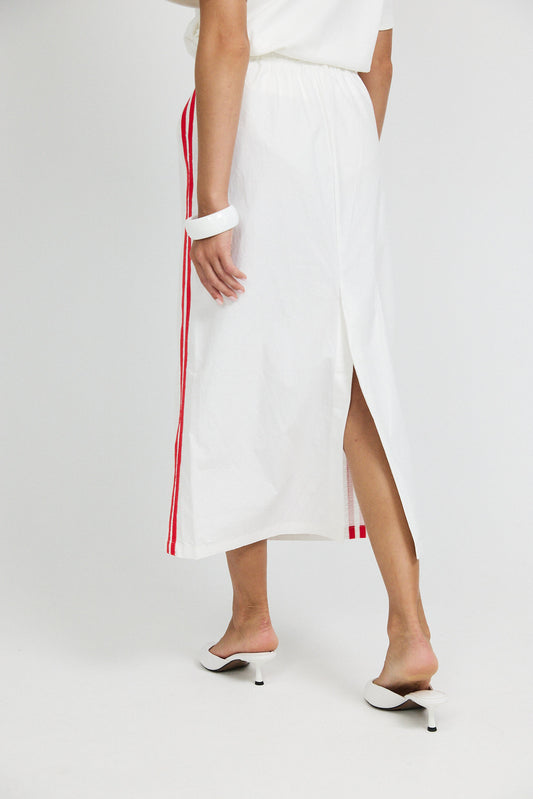 Sport Chic Cotton Midi Skirt – white