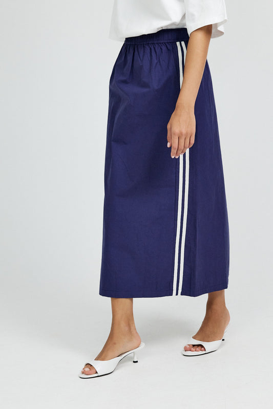 Sport Chic Cotton Midi Skirt – navy blue