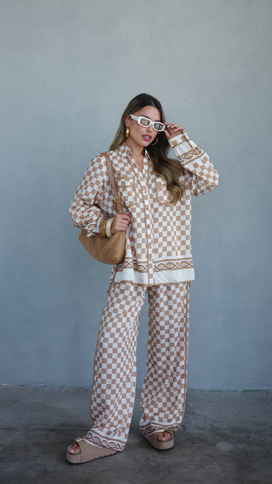 חליפת מכנס ברבדוס משבצות | בז/חום