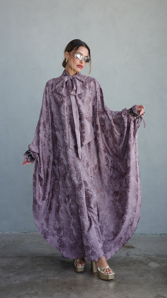 שמלת אוברסייז מעוגלת עניבה גוצי | סגול חום