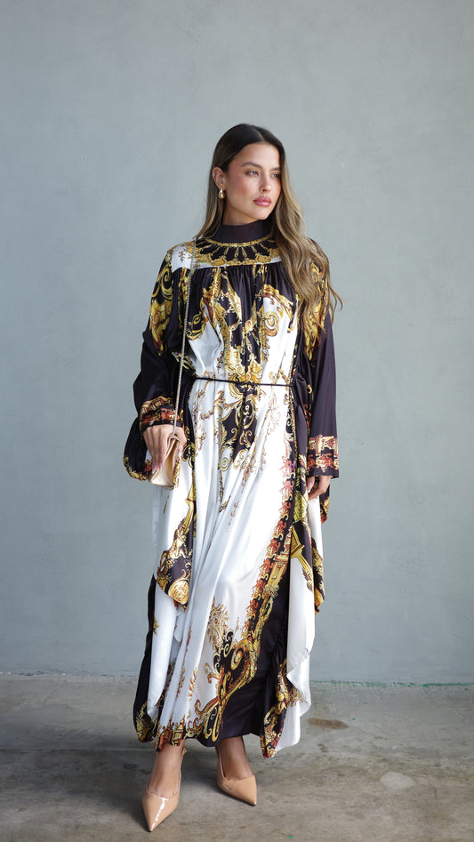 שמלת מקסי אוברסייז עטלף גייקובס | לבן/שחור