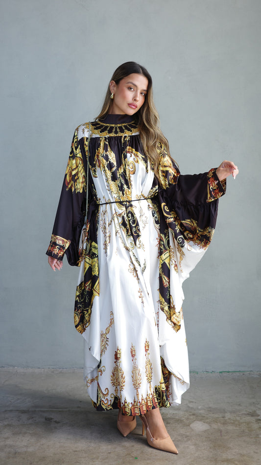 שמלת מקסי אוברסייז עטלף גייקובס | לבן/שחור