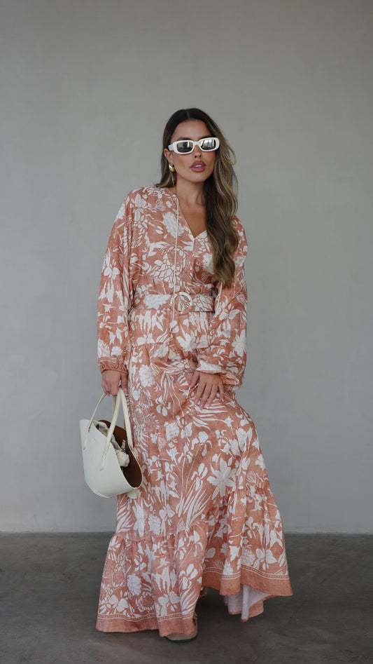 גלביה קומות פונפונים טיפני | חום/בז