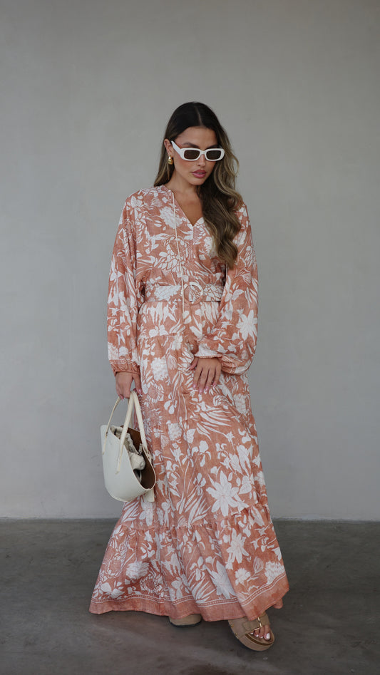 גלביה קומות פונפונים טיפני | חום/בז