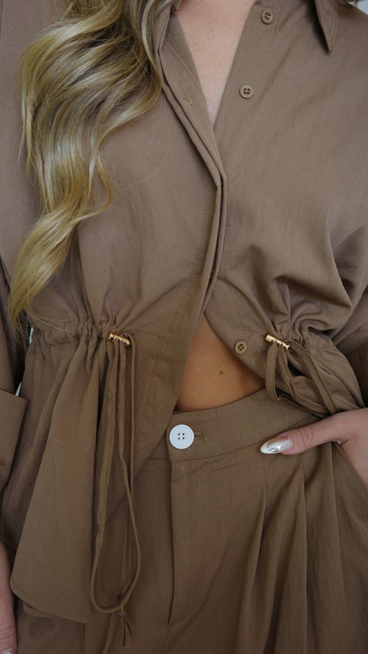 חליפת מכנס גומי כיווץ מקארתי חום| כחול