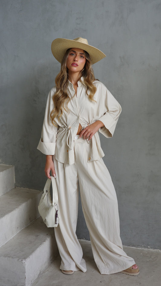 חליפת מכנס גומי כיווץ מקארתי | בז