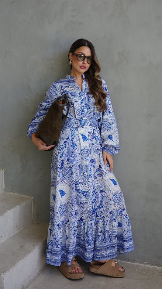 גלביה קומות כפתורים חגורה רייצל | תכלת/לבן