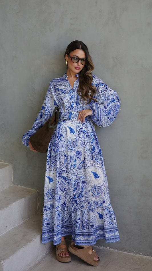 גלביה קומות כפתורים חגורה רייצל | תכלת/לבן