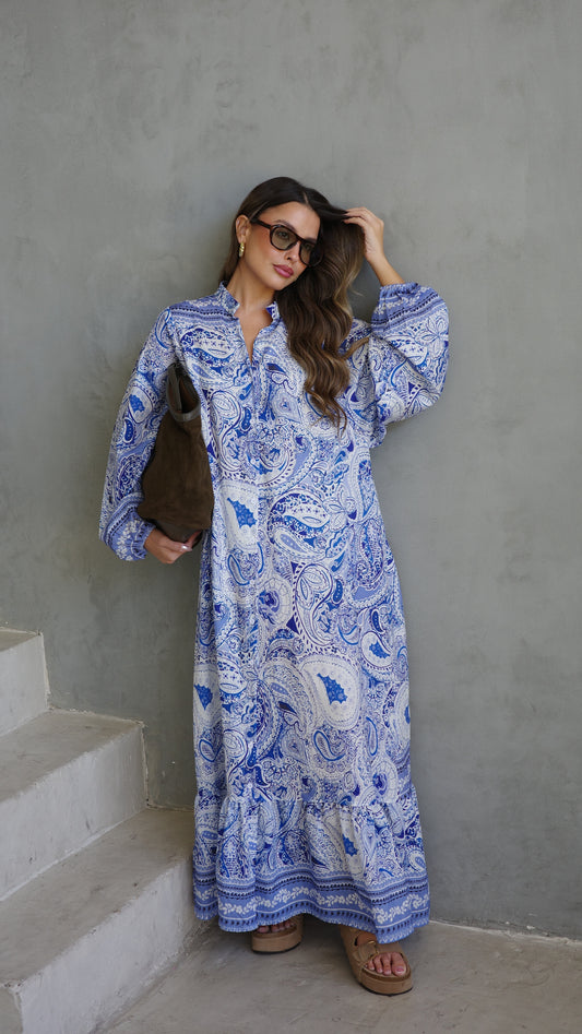 גלביה קומות כפתורים חגורה רייצל | תכלת/לבן