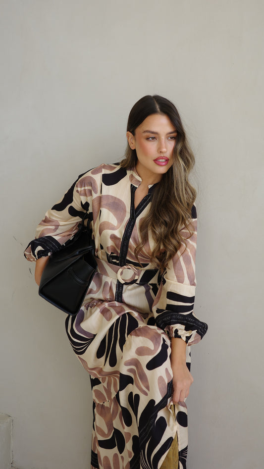 גלביה קומות כפתורים חגורה רוקסנה | שמנת/ורוד