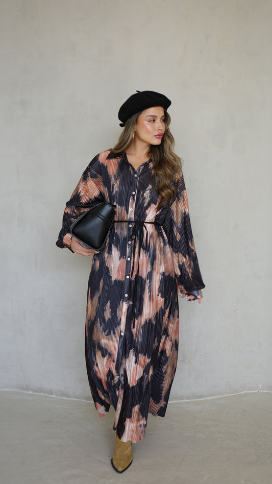 שמלת פליסה כפתורים אבלין | שחור