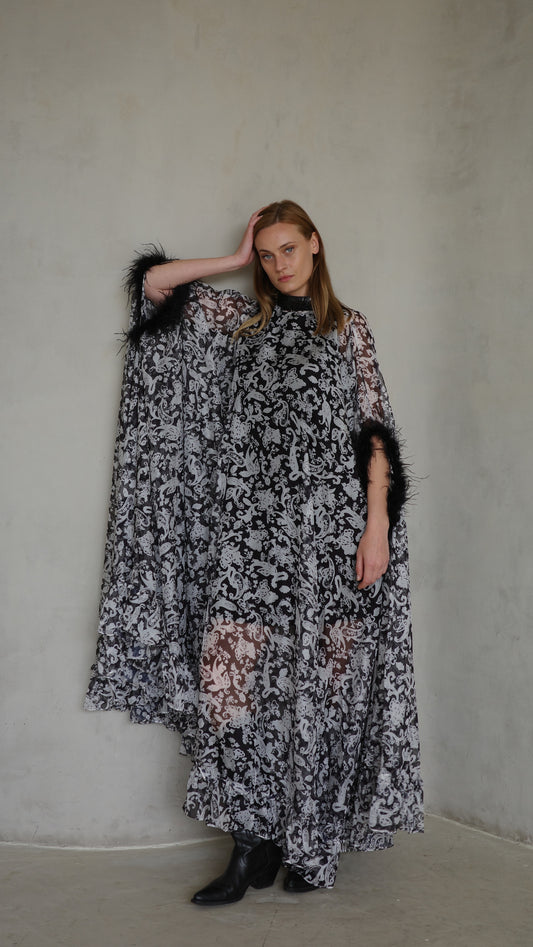 שמלת אוברסייז שיפון מעוגלת | שחור