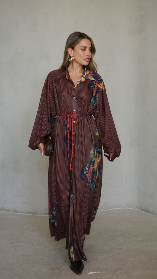 שמלת פליסה כפתורים קארן | חום