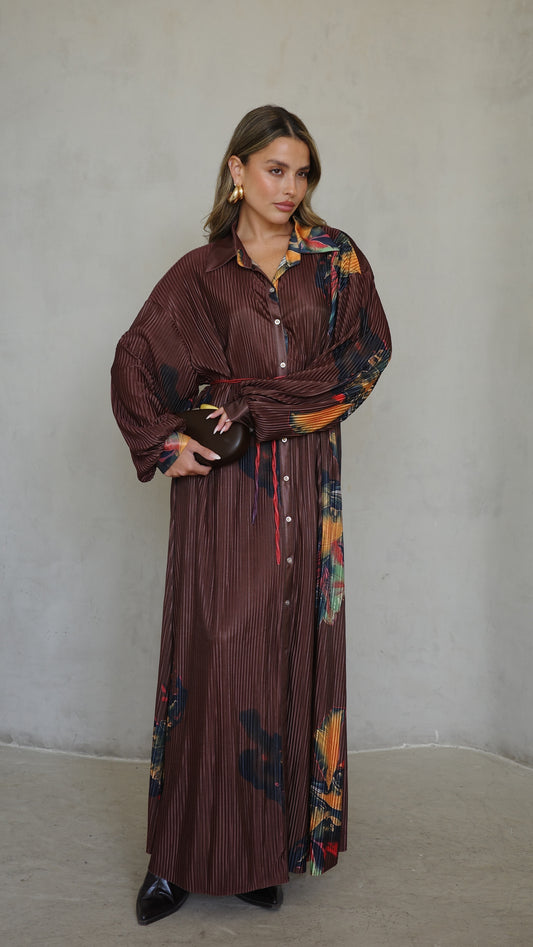 שמלת פליסה כפתורים קארן | חום