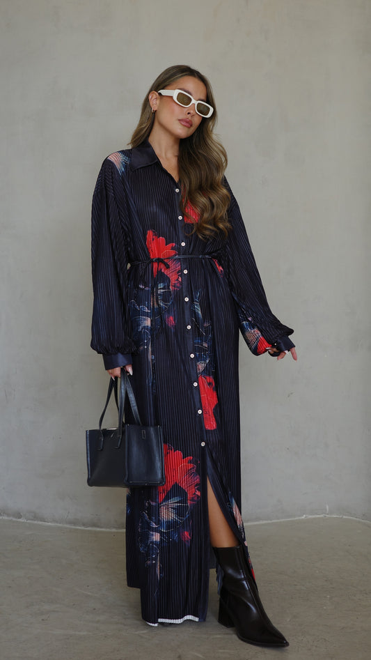 שמלת פליסה כפתורים קארן | שחור