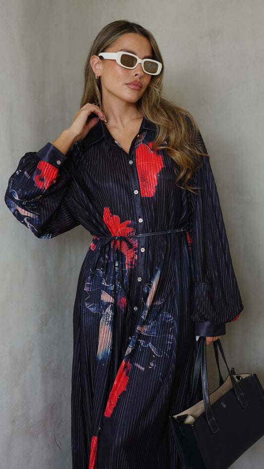 שמלת פליסה כפתורים קארן | שחור