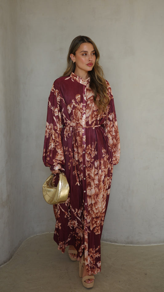 שמלת פליסה כפתורים קארן | בורדו