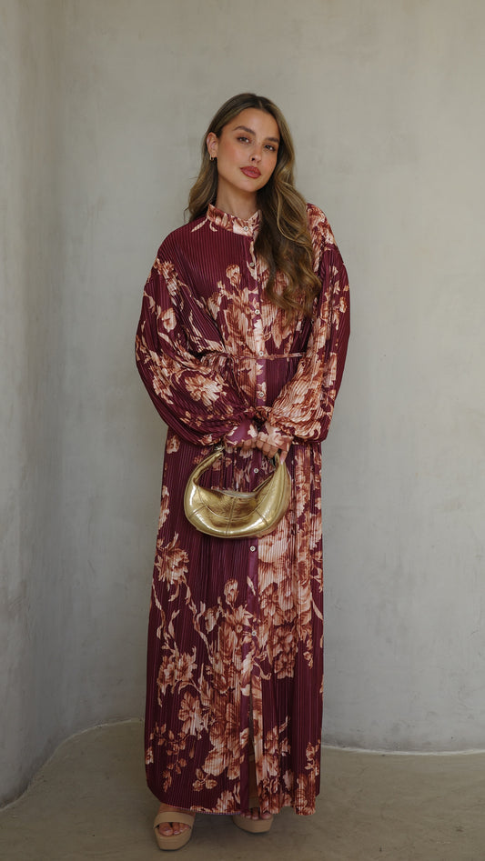 שמלת פליסה כפתורים קארן | בורדו