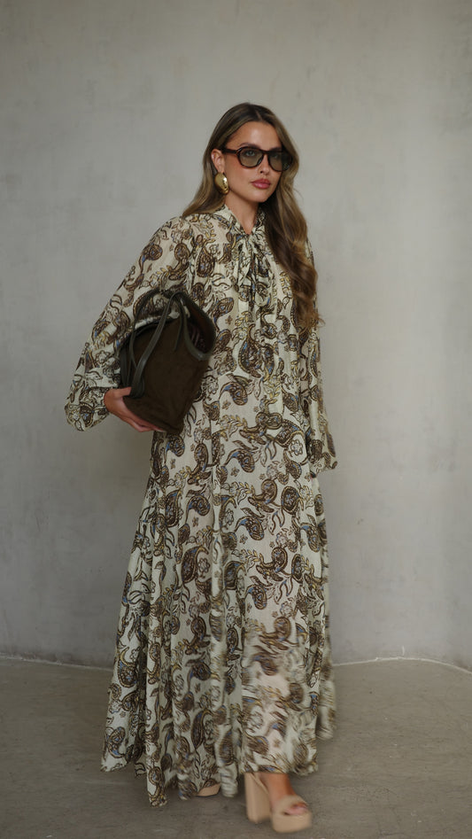 שמלת קלוש עניבה קארינה | בז