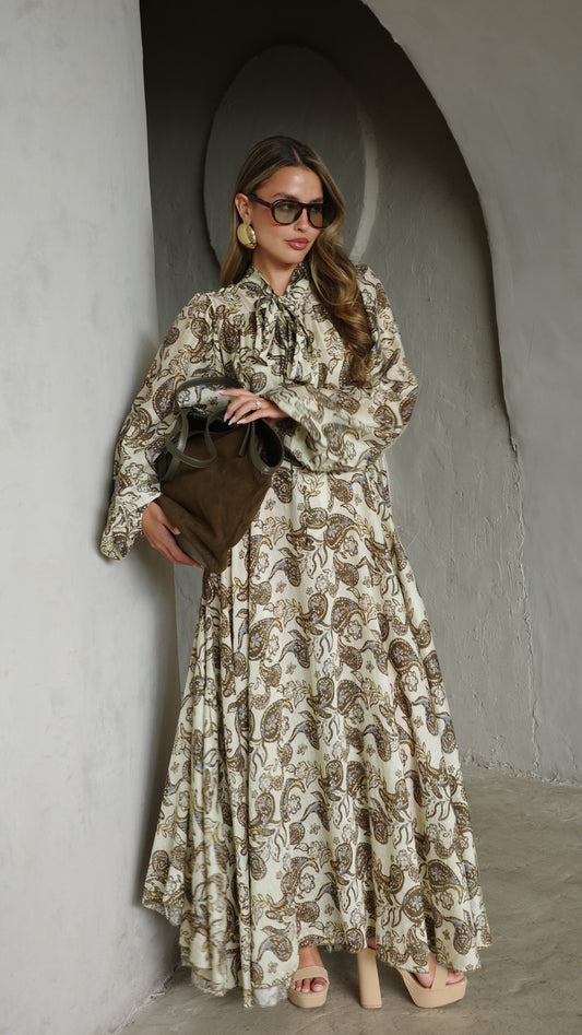 שמלת קלוש עניבה קארינה | בז