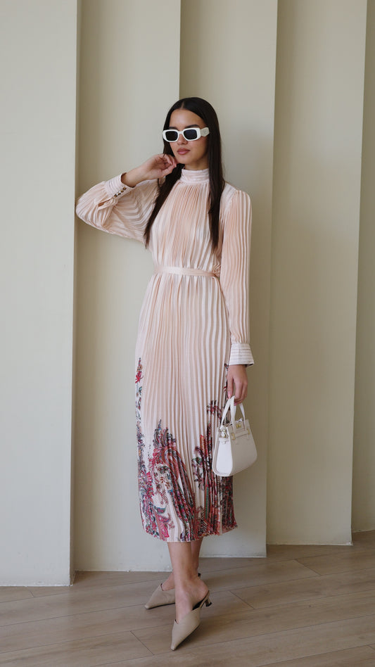 שמלת מידי פליסה קנדרה | ורוד