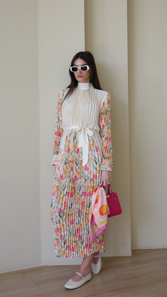 שמלת מידי פליסה קנדרה | שמנת