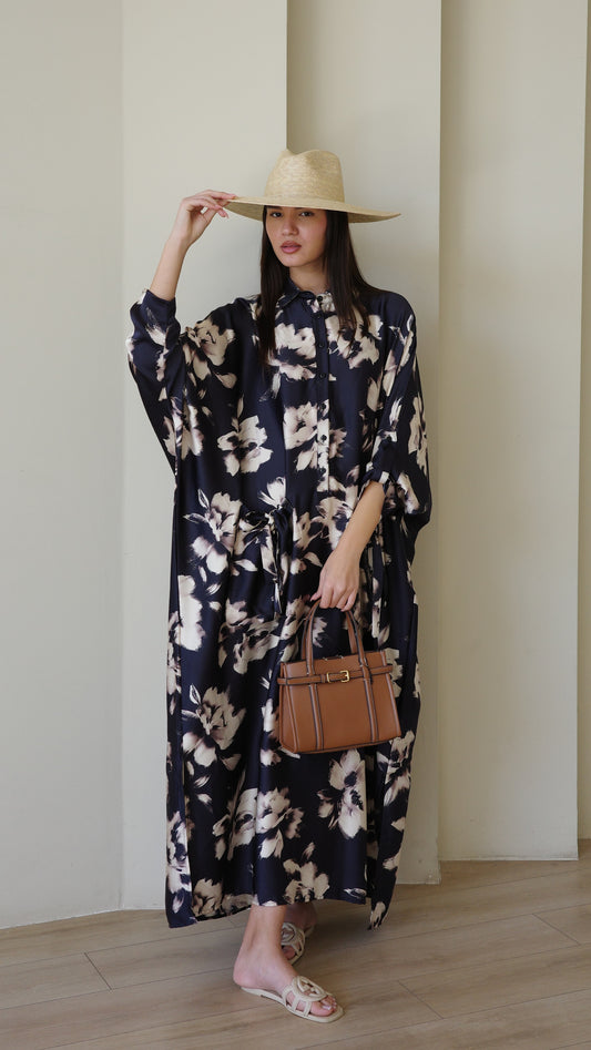 שמלת אוברסיז עטלף אמבר | שחור