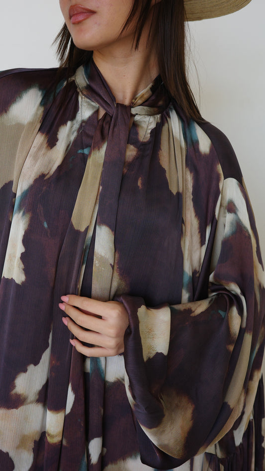 שמלת מקסי אוברסייז עניבה דונטלה | חום/בז