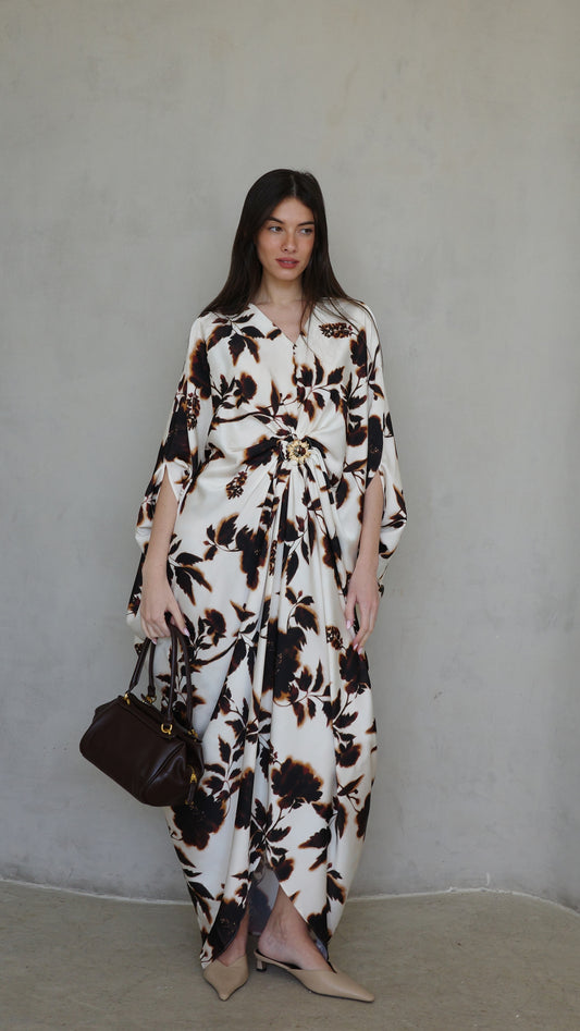 שמלת עטלף כיווצים אבזם פירנצה | בז/חום