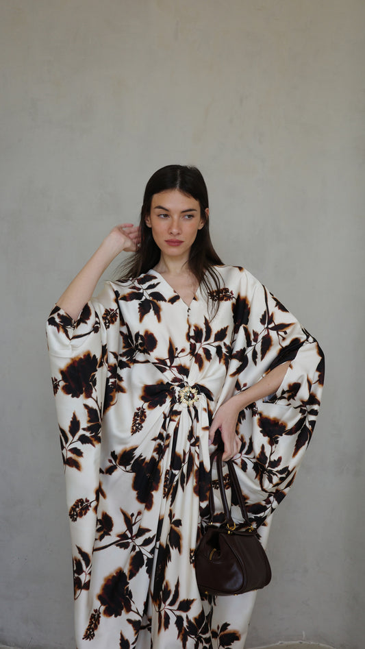 שמלת עטלף כיווצים אבזם פירנצה | בז/חום