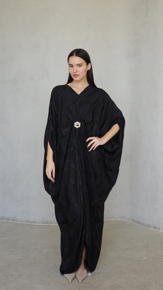 שמלת עטלף כיווצים אבזם פירנצה | שחור