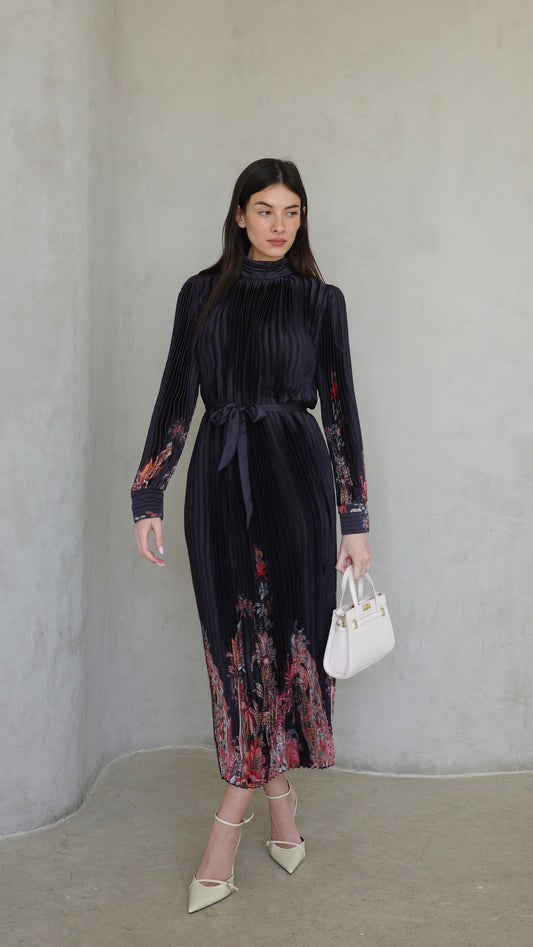 שמלת מידי פליסה קנדרה | שחור