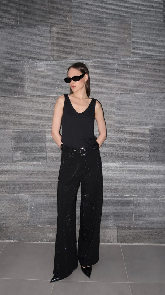 מכנס חגורה משולב ניטים | שחור