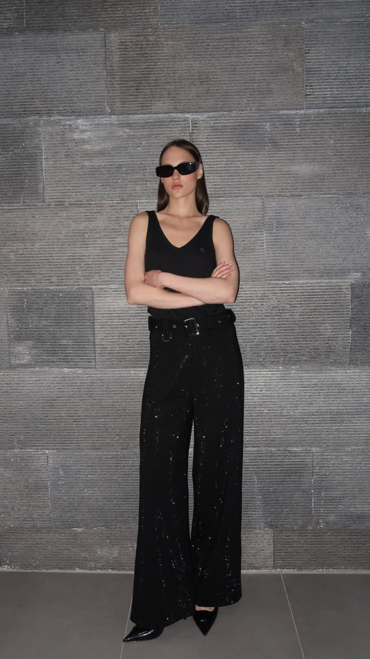 מכנס חגורה משולב ניטים | שחור