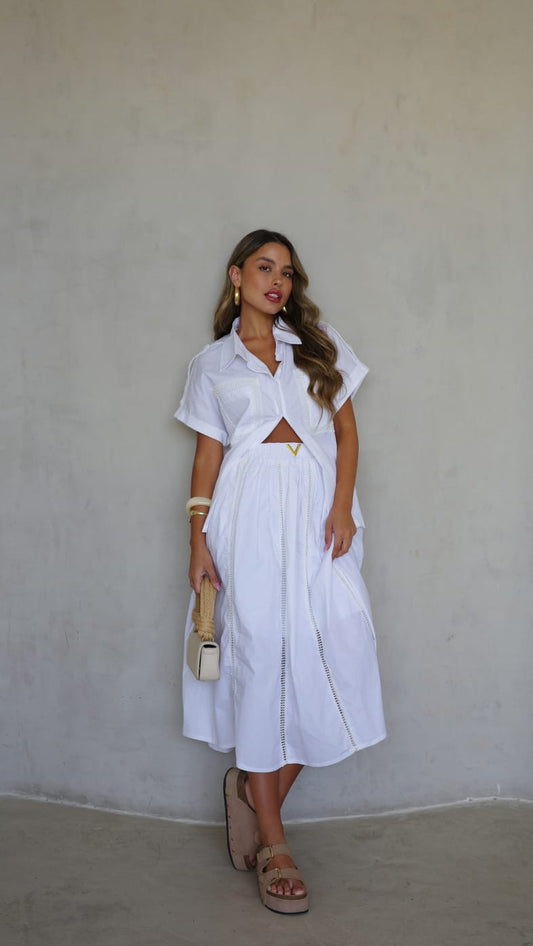 חליפת חצאית קלוש פוקט | לבן