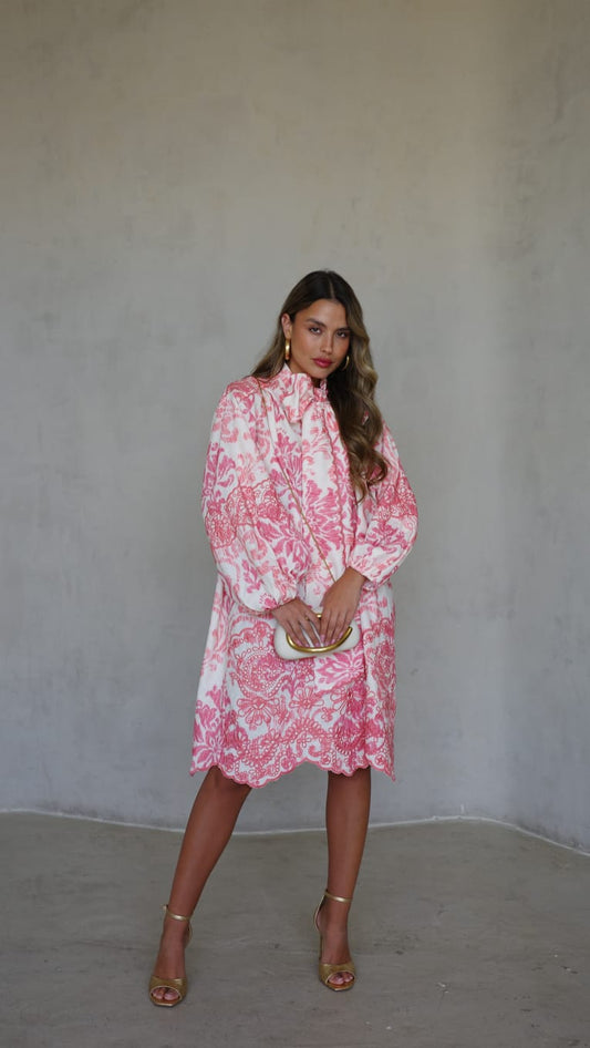 שמלת פפיון רקמות ולנטינה | ורוד