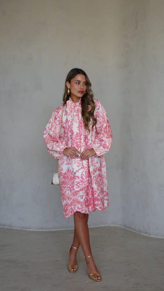 שמלת פפיון רקמות ולנטינה | ורוד