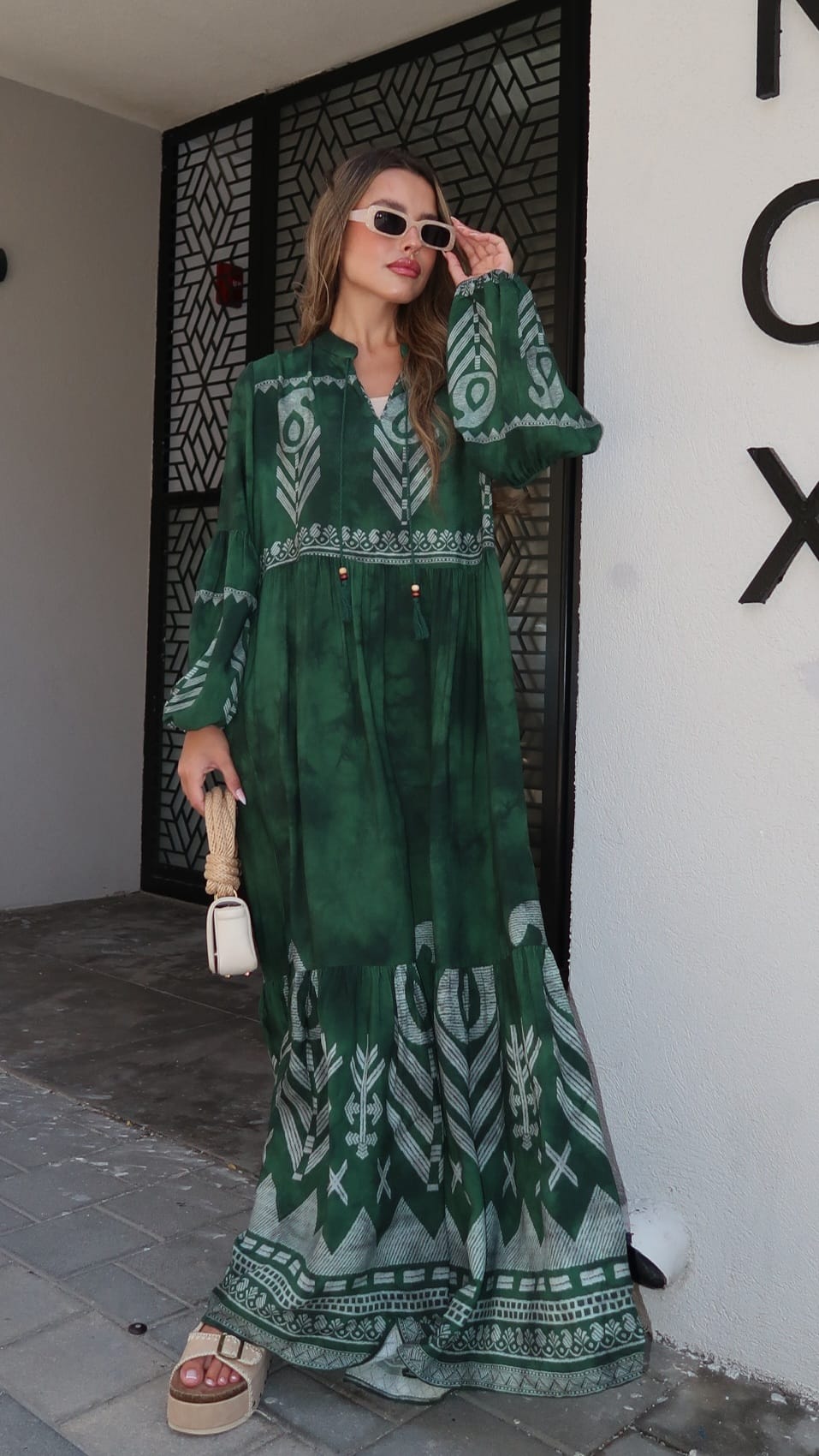 שמלת גלביה פונפונים דקוטה | ירוק